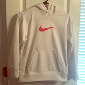 Nike therma-fit sweater